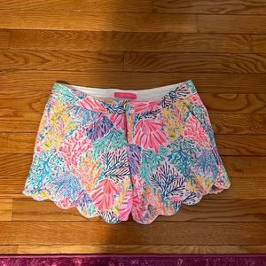 Lilly Pulitzer Size 4 Buttercup Shorts